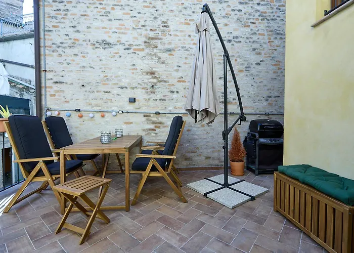 Casa Vicolo Terminio * Φέρμο